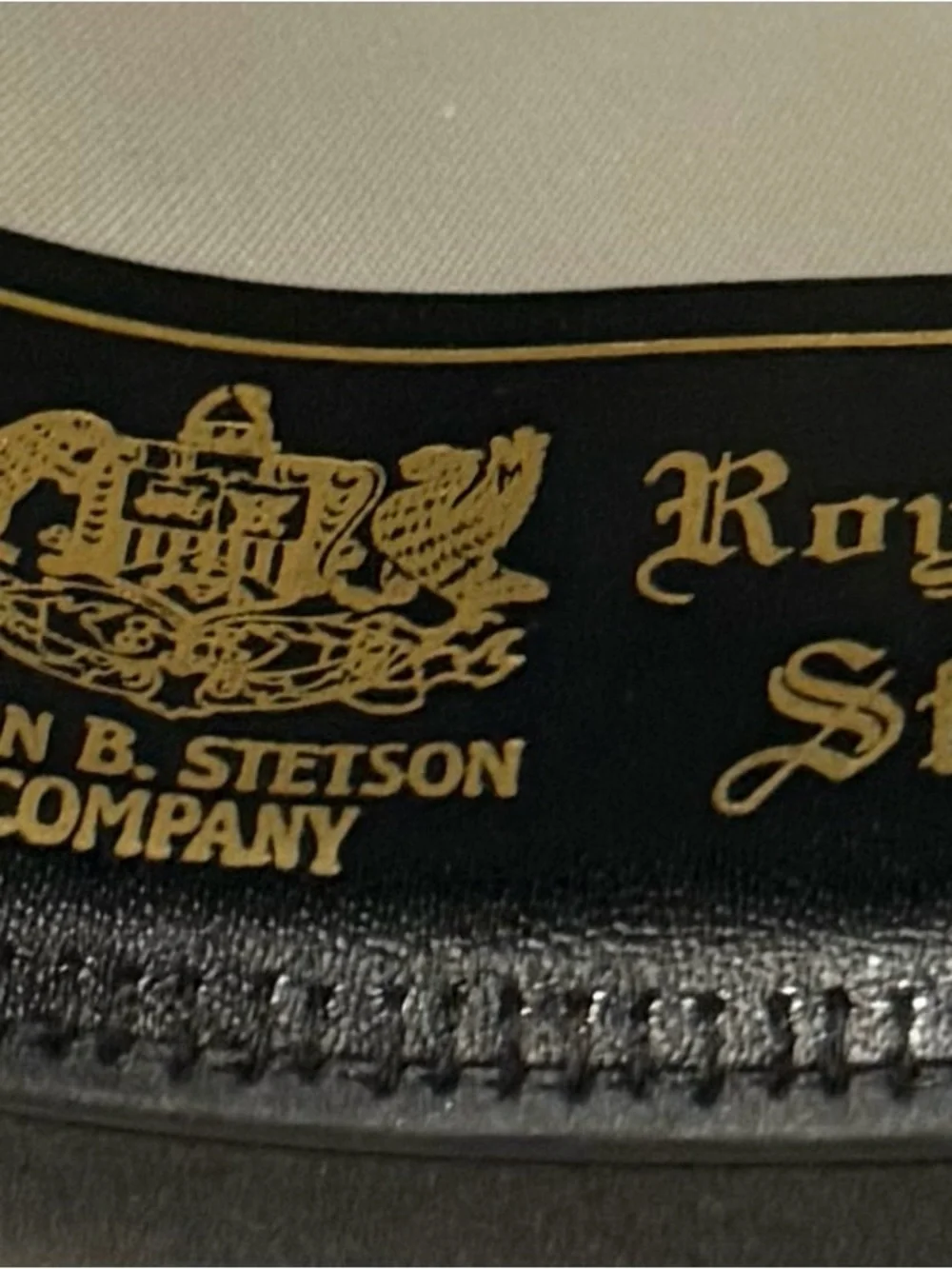 Royal Stetson Men’s Felt Temple Fedora - Graphite (size: 7 1/4)